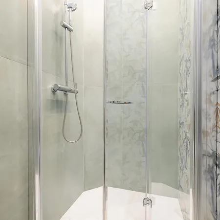 Apartment Centro - Ascensore E Self Check-in Salerno