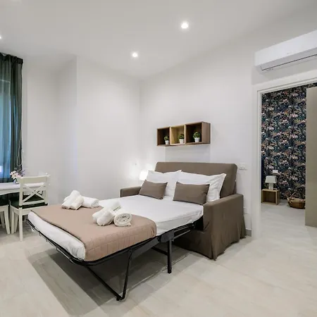 Apartment Centro - Ascensore E Self Check-in Salerno